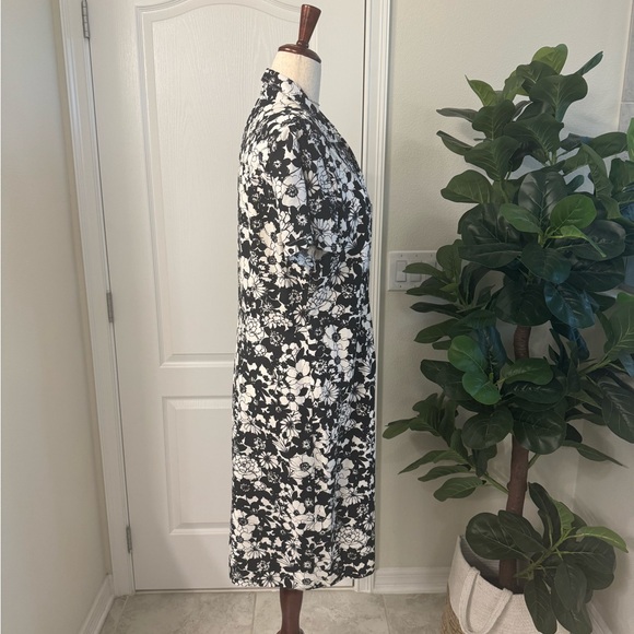 Sag Harbor Black and White Floral Midi Shirt Dress - Picture 3 of 10